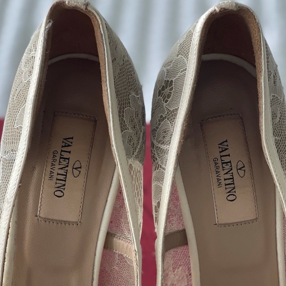 Valentino! original lace open toe,great for Bride! - Picture 6 of 8